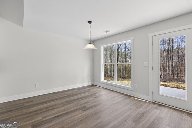 125 Chad Walk 61, Statham, GA 30666