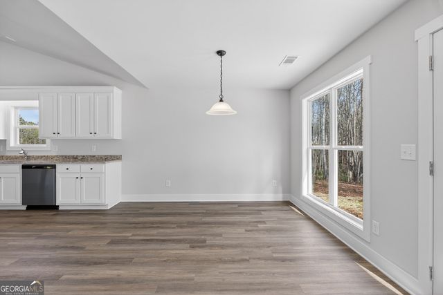 125 Chad Walk 61, Statham, GA 30666