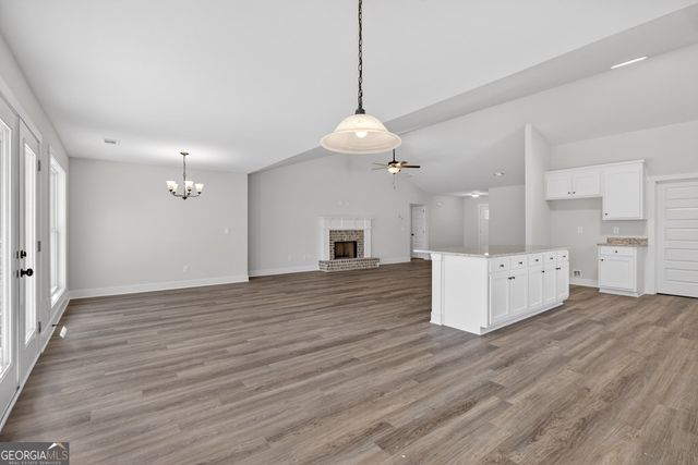 125 Chad Walk 61, Statham, GA 30666