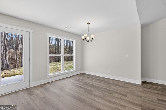 125 Chad Walk 61, Statham, GA 30666