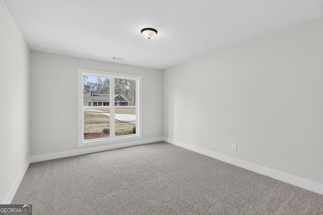 125 Chad Walk 61, Statham, GA 30666