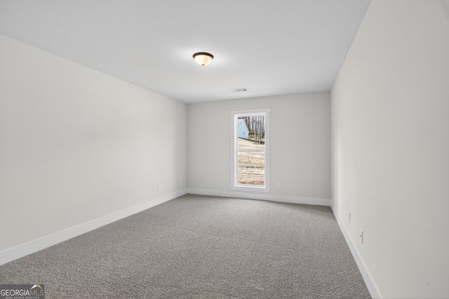 125 Chad Walk 61, Statham, GA 30666