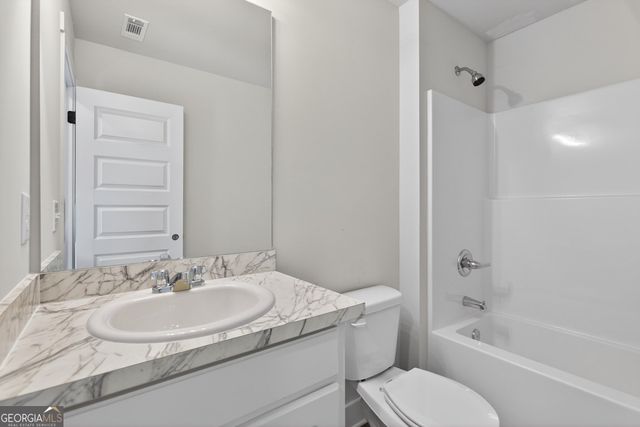 125 Chad Walk 61, Statham, GA 30666