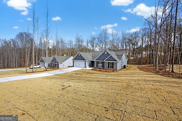 125 Chad Walk 61, Statham, GA 30666