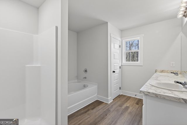 125 Chad Walk 61, Statham, GA 30666