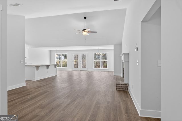 125 Chad Walk 61, Statham, GA 30666