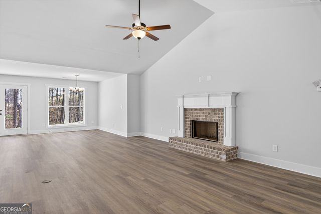 125 Chad Walk 61, Statham, GA 30666