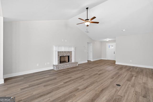 125 Chad Walk 61, Statham, GA 30666