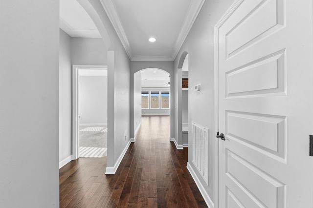 2713 Nottingham Dr, Columbia, TN 38401