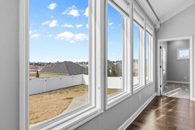 2713 Nottingham Dr, Columbia, TN 38401