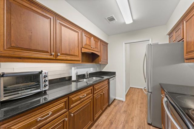 25312 Plantation Drive NE, Atlanta, GA 30324