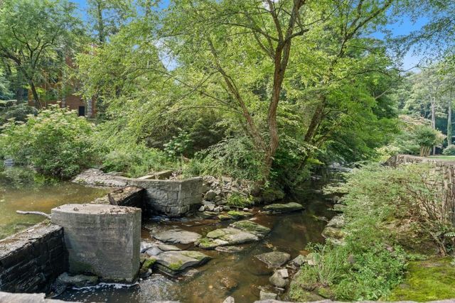 25312 Plantation Drive NE, Atlanta, GA 30324