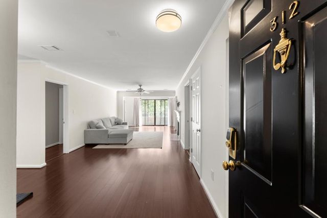 25312 Plantation Drive NE, Atlanta, GA 30324