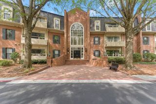25312 Plantation Drive NE, Atlanta, GA 30324