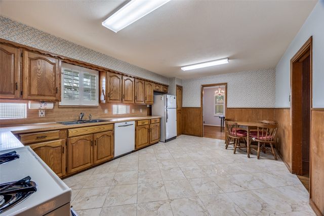 3019 Sharpview Lane, Dallas, TX 75228