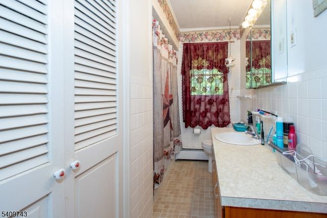 18 Little Rd, Lafayette Twp., NJ 07848