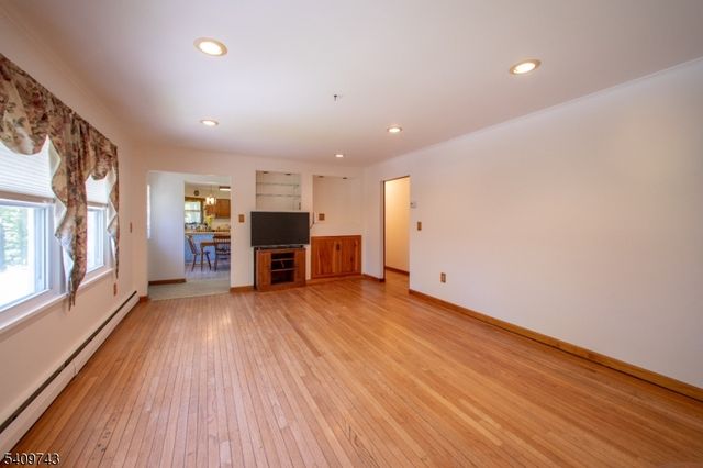 18 Little Rd, Lafayette Twp., NJ 07848