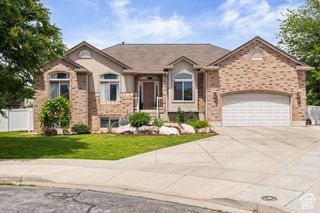 3863 S 850 W, Riverdale, UT 84405