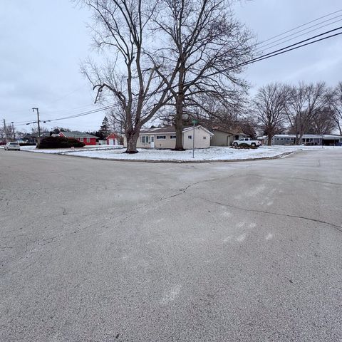 138 Garden Drive, Belvidere, IL 61008