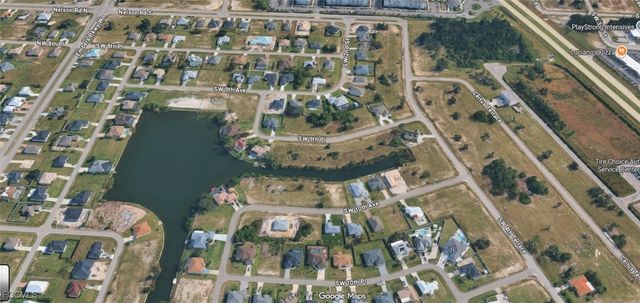 137 SW 9th PL, Cape Coral, FL 33991