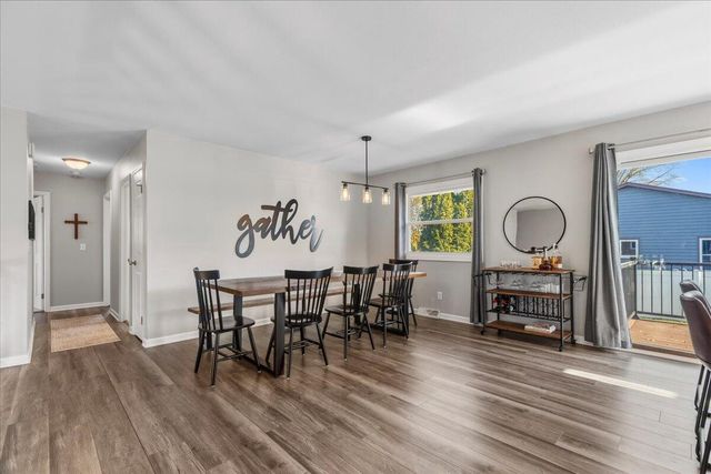 787 Sheridan DRIVE, West Bend, WI 53095