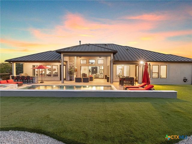 1709 Paradise Parkway, Canyon Lake, TX 78133