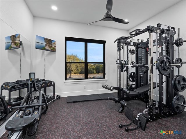 1709 Paradise Parkway, Canyon Lake, TX 78133