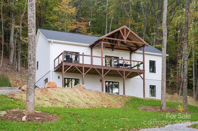 1487 Golf Course Road, Old Fort, NC 28762