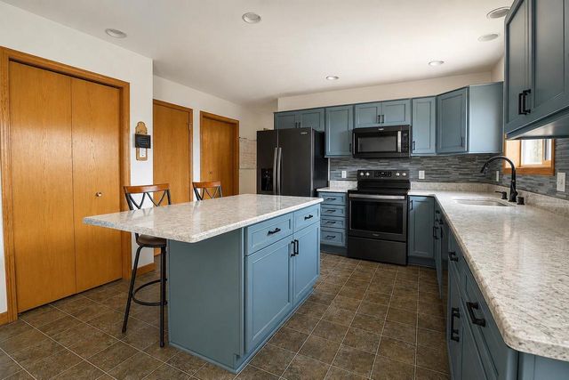 3009 Allies Lane, Cross Plains, WI 53528