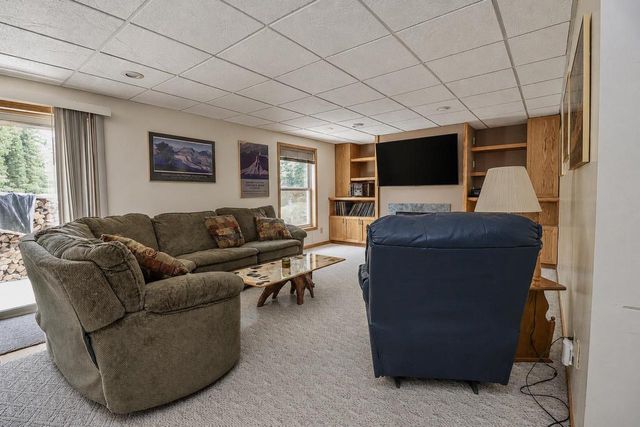 3009 Allies Lane, Cross Plains, WI 53528