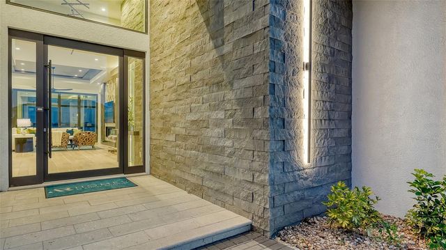 1206 BLUE SHELL LOOP, Sarasota, FL 34240