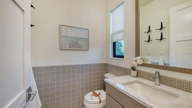 1206 BLUE SHELL LOOP, Sarasota, FL 34240