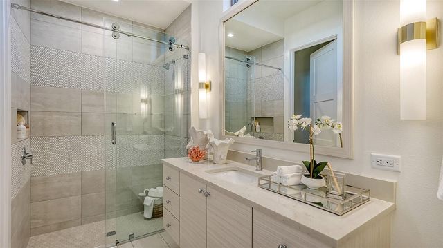 1206 BLUE SHELL LOOP, Sarasota, FL 34240