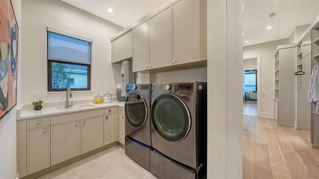 1206 BLUE SHELL LOOP, Sarasota, FL 34240