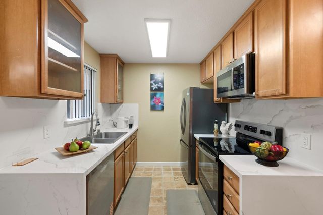 2250 Monroe Street 125, Santa Clara, CA 95050