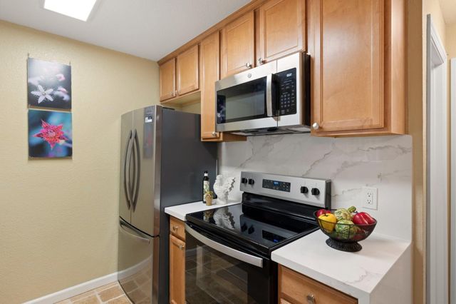 2250 Monroe Street 125, Santa Clara, CA 95050