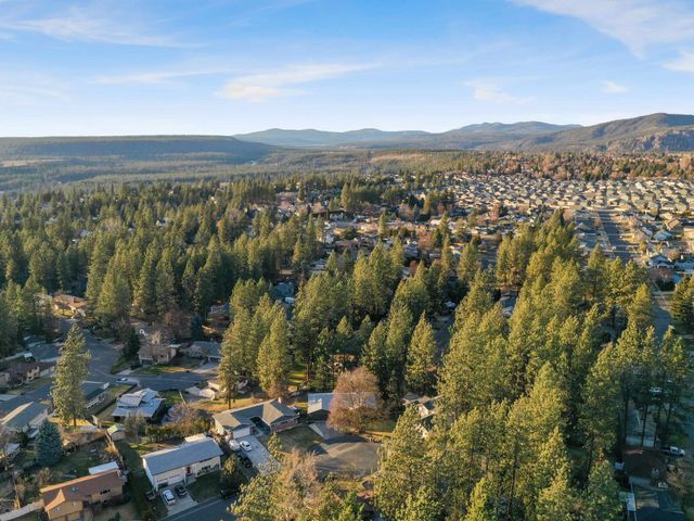 8427 N Susan Ct, Spokane, WA 99208