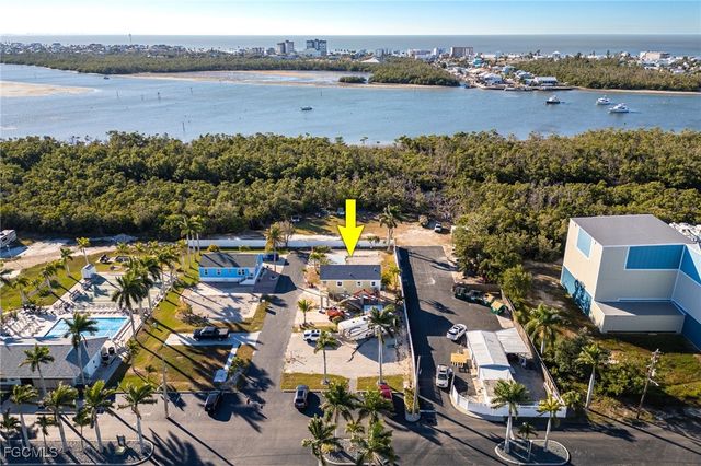 140 Garcia WAY, Fort Myers Beach, FL 33931