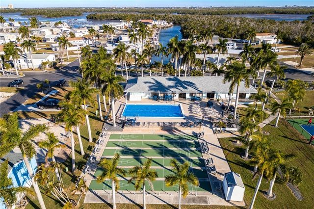 140 Garcia WAY, Fort Myers Beach, FL 33931