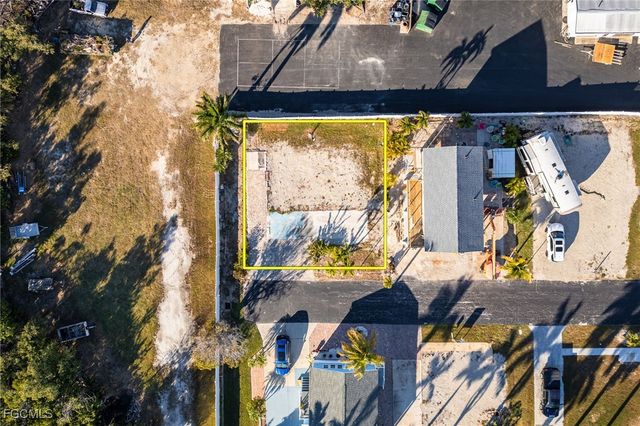 140 Garcia WAY, Fort Myers Beach, FL 33931