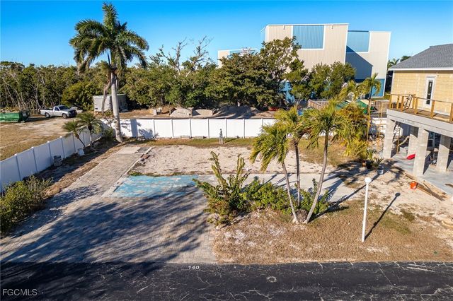 140 Garcia WAY, Fort Myers Beach, FL 33931