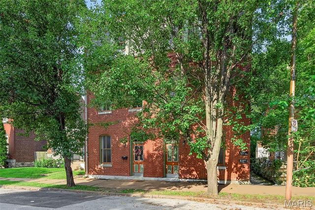 3319 S 18th Street A, St Louis, MO 63118