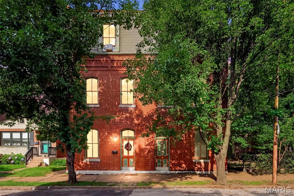 3319 S 18th Street A, St Louis, MO 63118