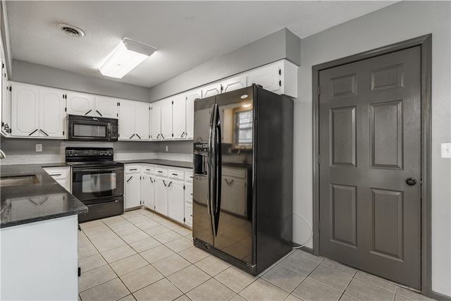 1101 Karena Street, Springdale, AR 72762