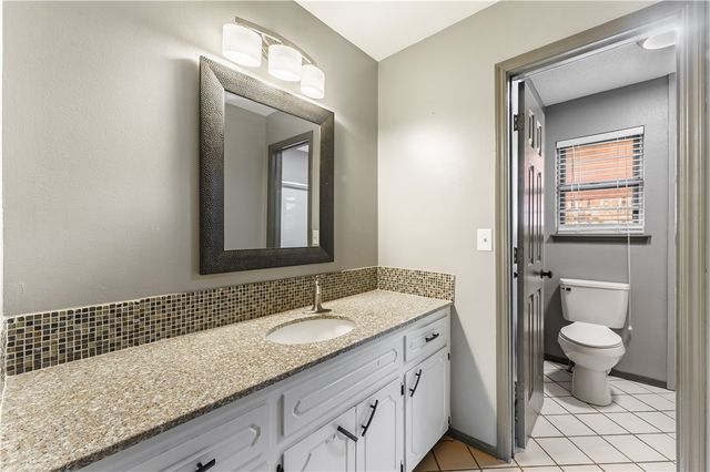 1101 Karena Street, Springdale, AR 72762