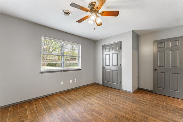 1101 Karena Street, Springdale, AR 72762