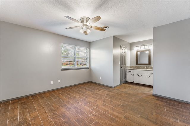 1101 Karena Street, Springdale, AR 72762