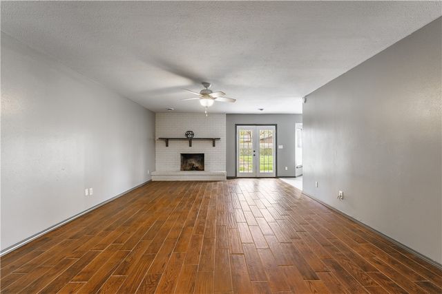 1101 Karena Street, Springdale, AR 72762