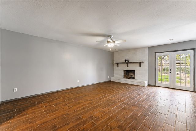 1101 Karena Street, Springdale, AR 72762