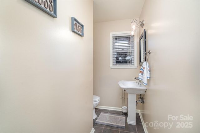 7088 Wateredge Drive, Sherrills Ford, NC 28673